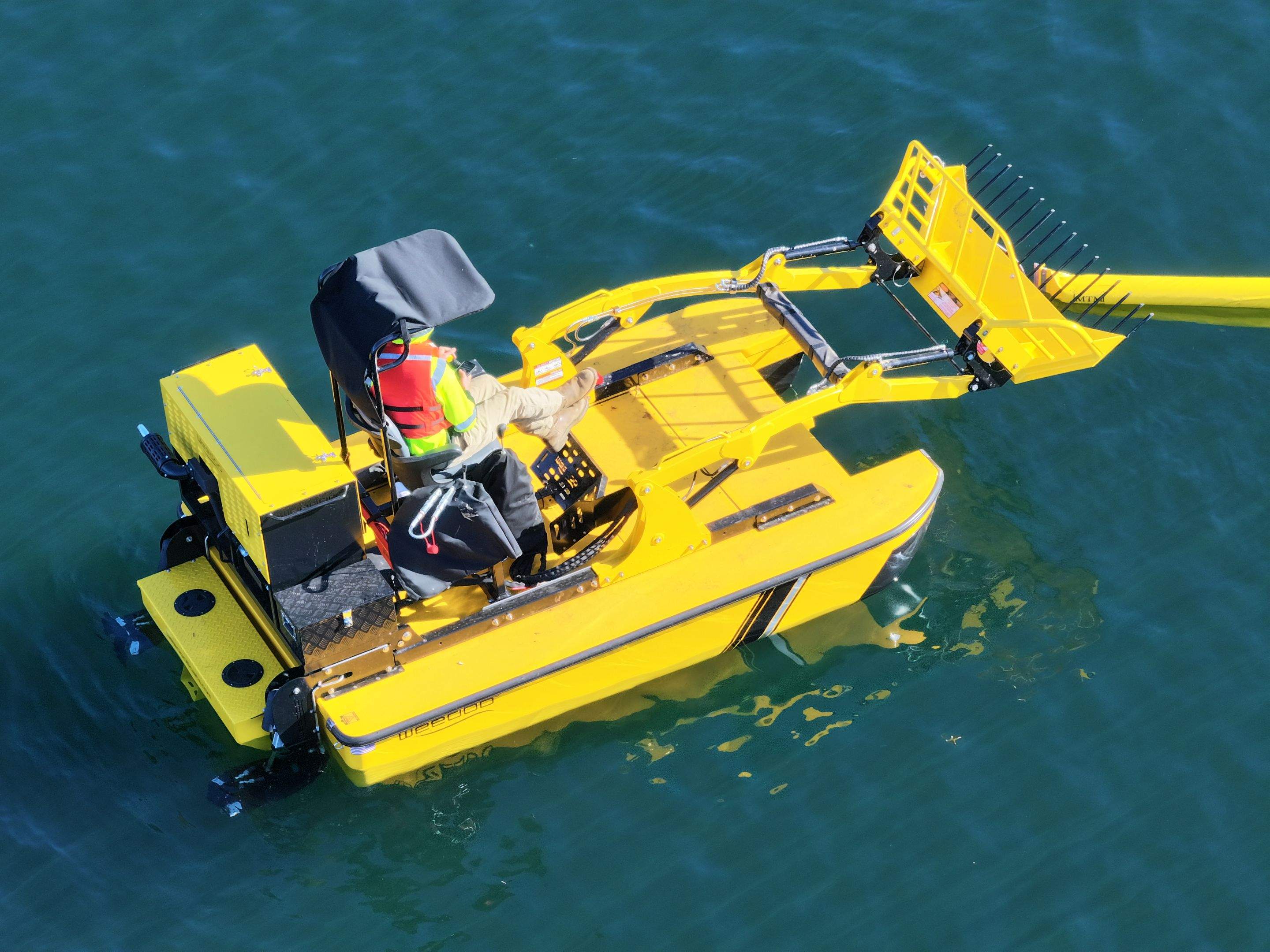 TC-3014 Weedoo Workboat